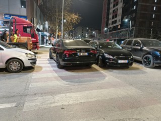 Wie man in Albanien parkt