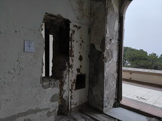 Da war der Safe des Königs drin. Im Schlafzimmer seiner Mutter
