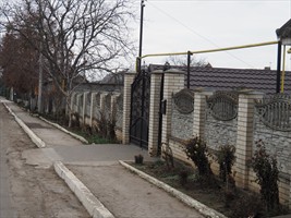 Zieht sich durch das ganze Dorf