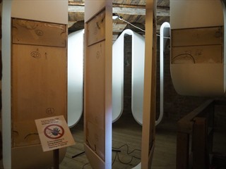 Seltsame Installation. Keine Ahnung was das wohl sein sollte