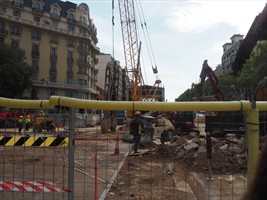 Und immer fasziniert die Baustelle