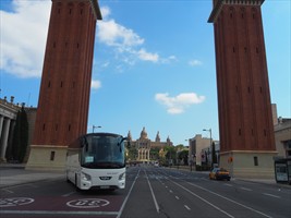 Schnell ein Foto... Hülfe der Bus überfährt mich